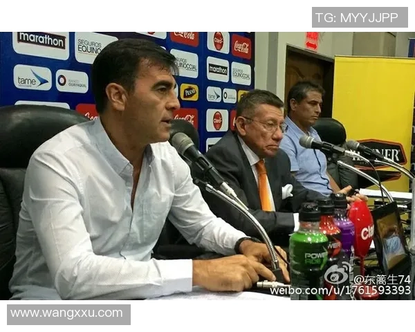 河床与天主教青年之间的信仰碰撞与心灵探索之旅